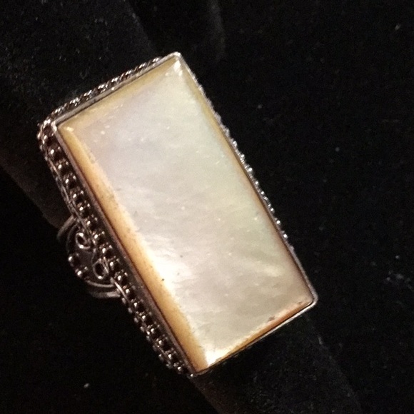 Top Quality Genuine Mother of Pearl Ring